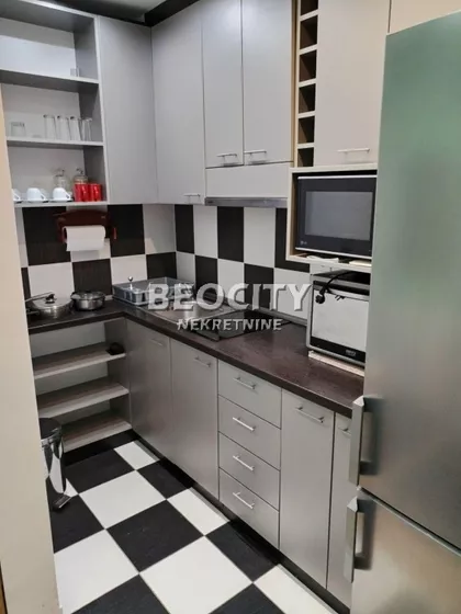 Petefi Šandora *sa troškovima* | 4zida.rs