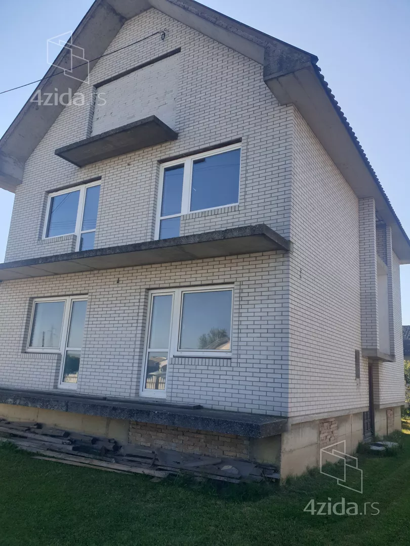3-etažna kuća | 4zida