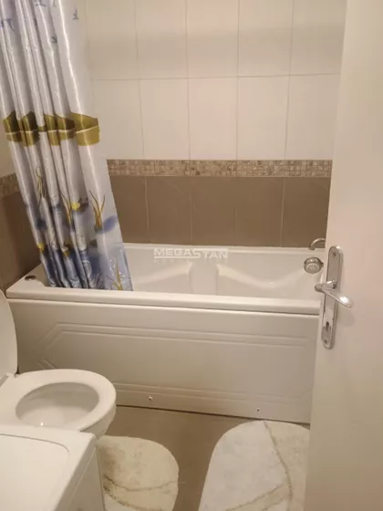 Gvozdićeva | 4zida.rs