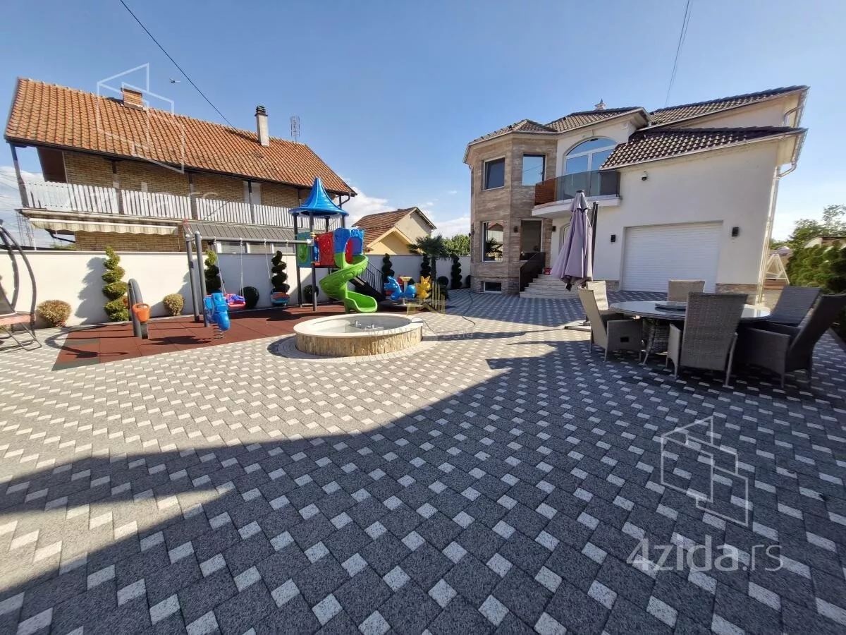Kuća | 4zida