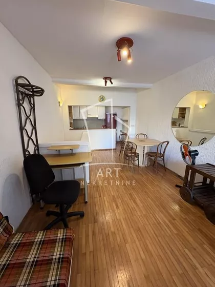 Gospodar Jevremova | 4zida.rs