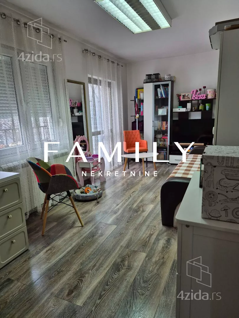 3-etažna kuća | 4zida