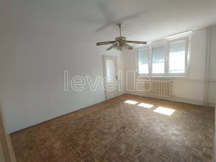 Stara Detelinara | 4zida.rs