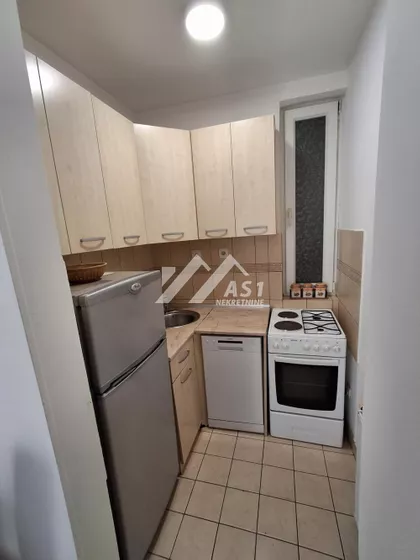 Janka Čmelika | 4zida.rs