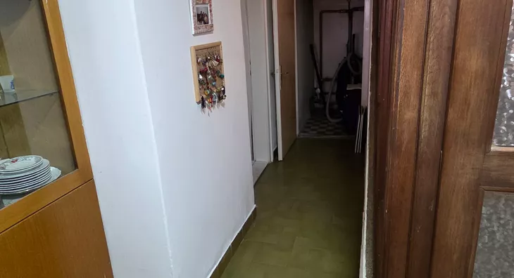 Sedmosoban stan | 4zida