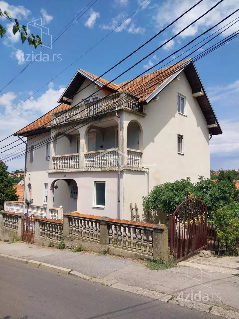 4-etažna kuća | 4zida