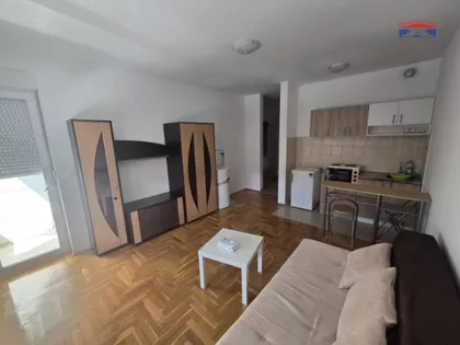 Cara Dušana | 4zida.rs