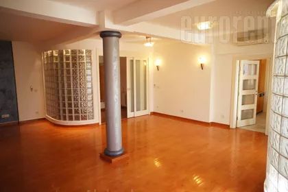 HRAM SVETOG SAVE | 4zida.rs