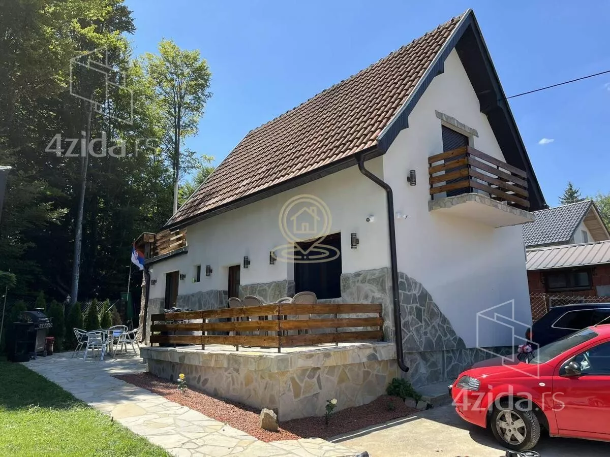 Kuća | 4zida