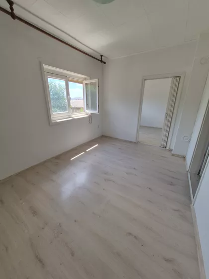 Podbara | 4zida.rs