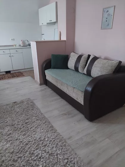 Sremska | 4zida.rs
