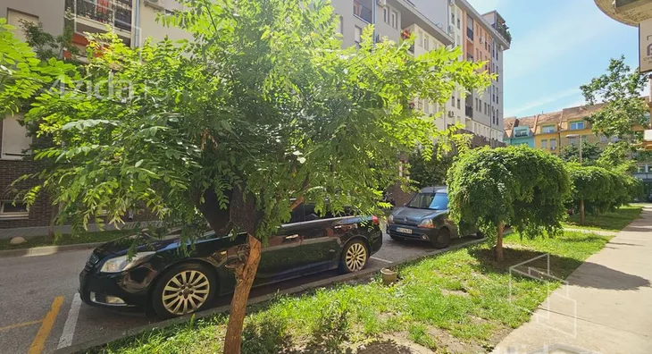 Garaža | 4zida