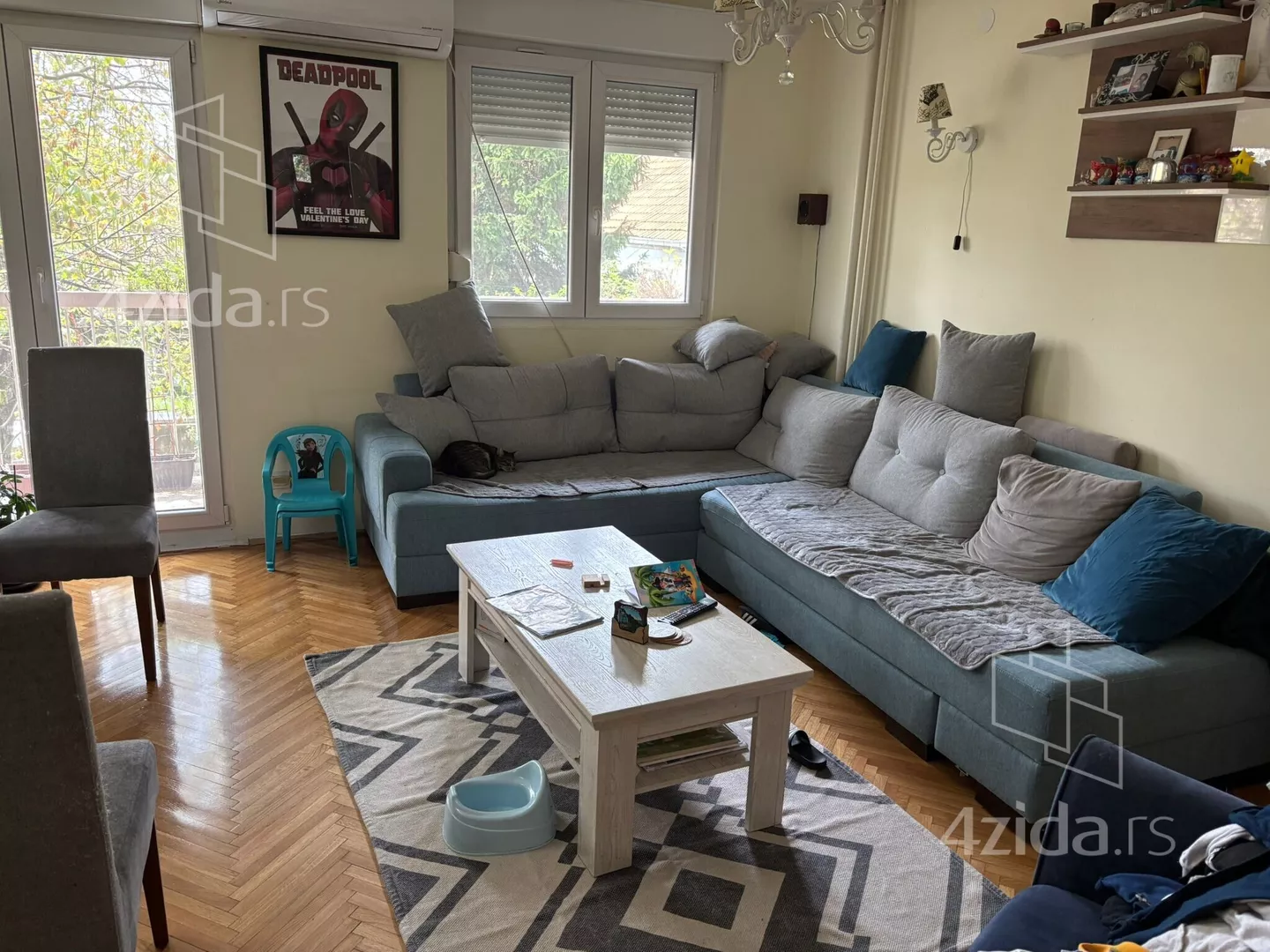 Petosoban stan | 4zida