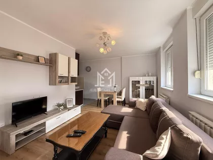 Bulevar Oslobođenja | 4zida.rs