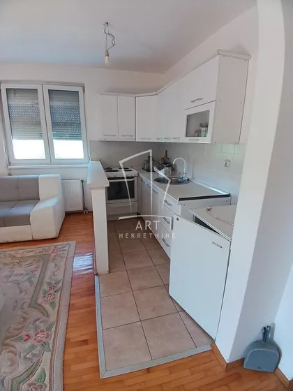 Krivošijska | 4zida.rs