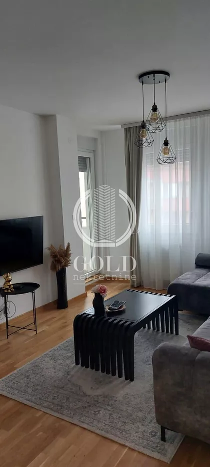 Gundulićeva | 4zida.rs