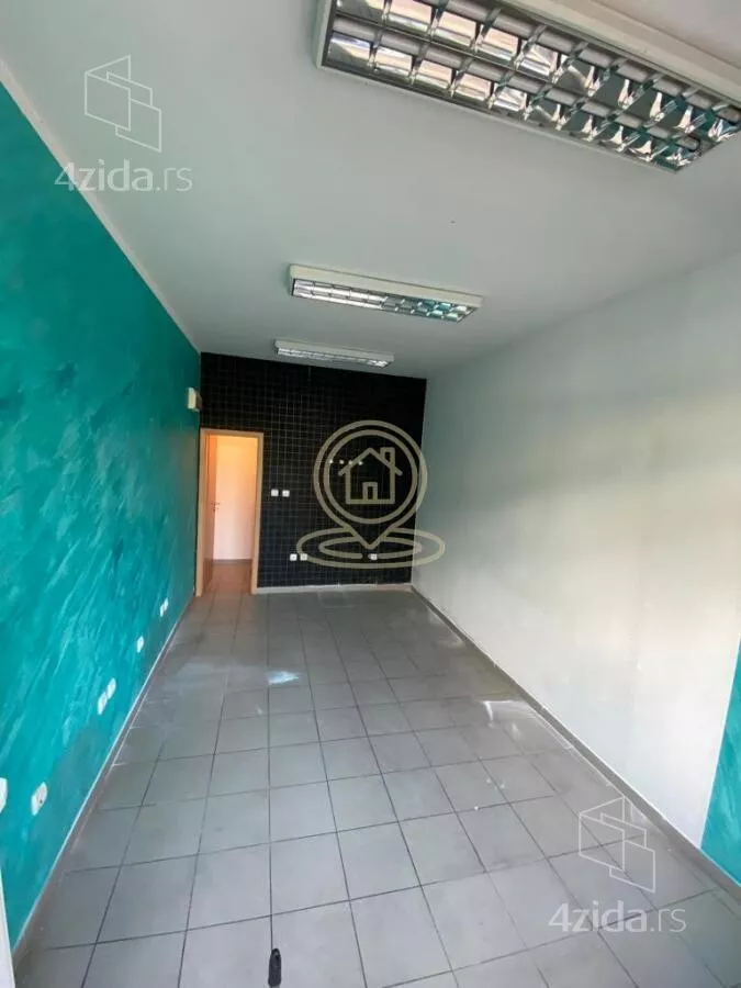 Lokal | 4zida