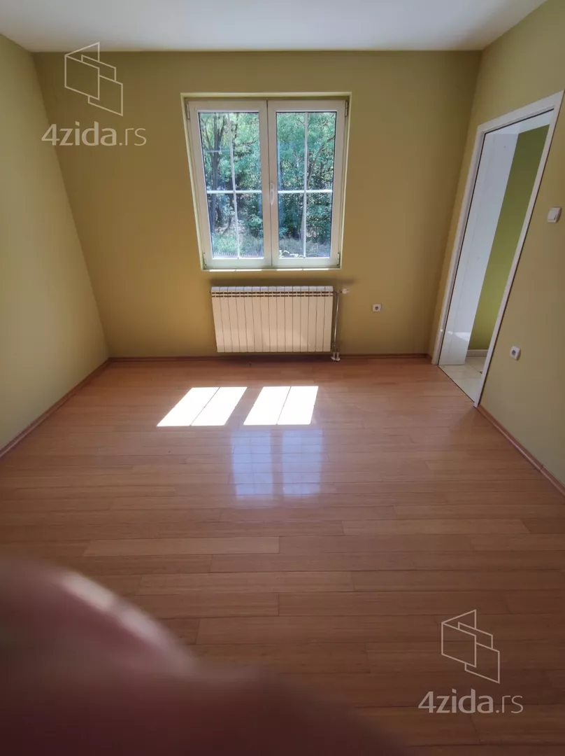 4-etažna kuća | 4zida