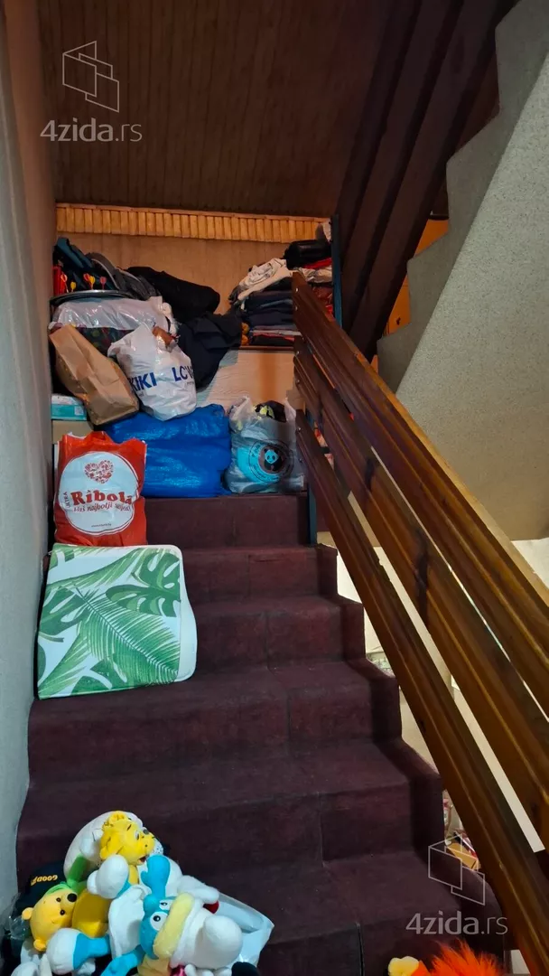 3-etažna kuća | 4zida