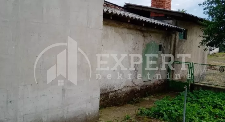 Lokal | 4zida