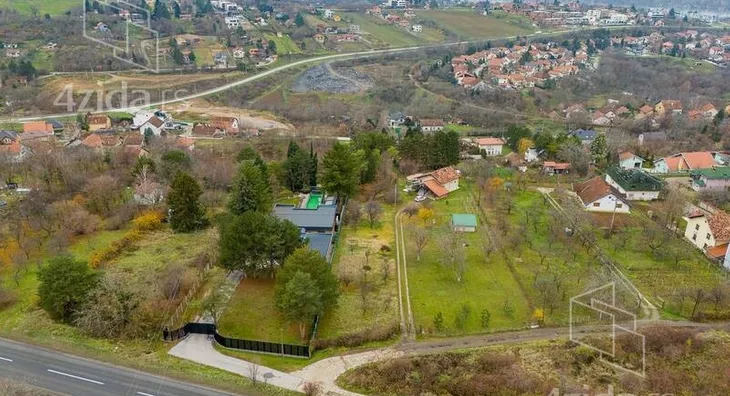 Građevinsko zemljište | 4zida