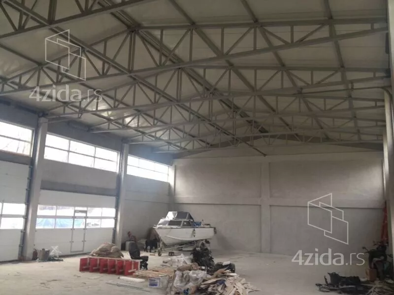 Poslovni prostor | 4zida