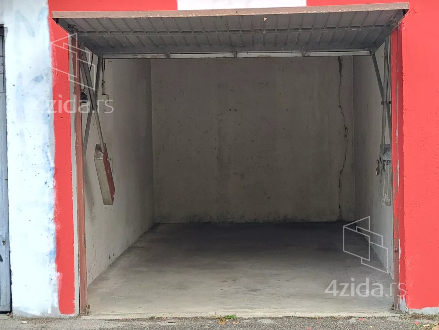 Garaža | 4zida