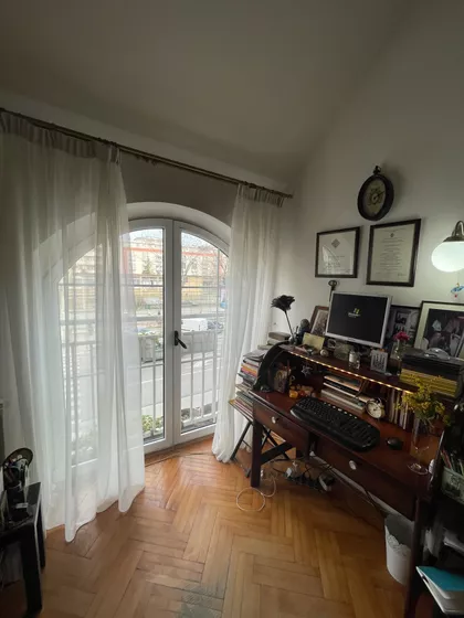 Cara Uroša | 4zida.rs