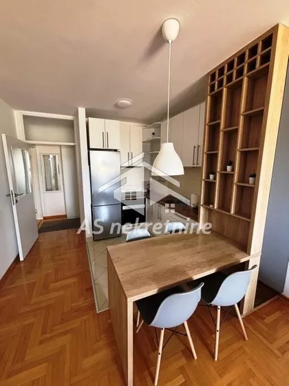 Stepa Stepanović | 4zida.rs