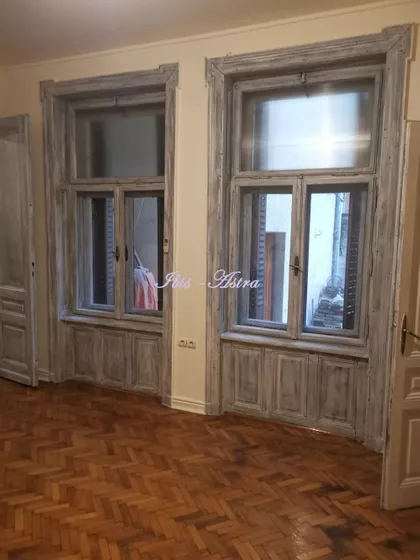 Francuska | 4zida.rs