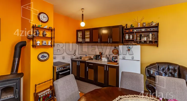 3-etažna kuća | 4zida