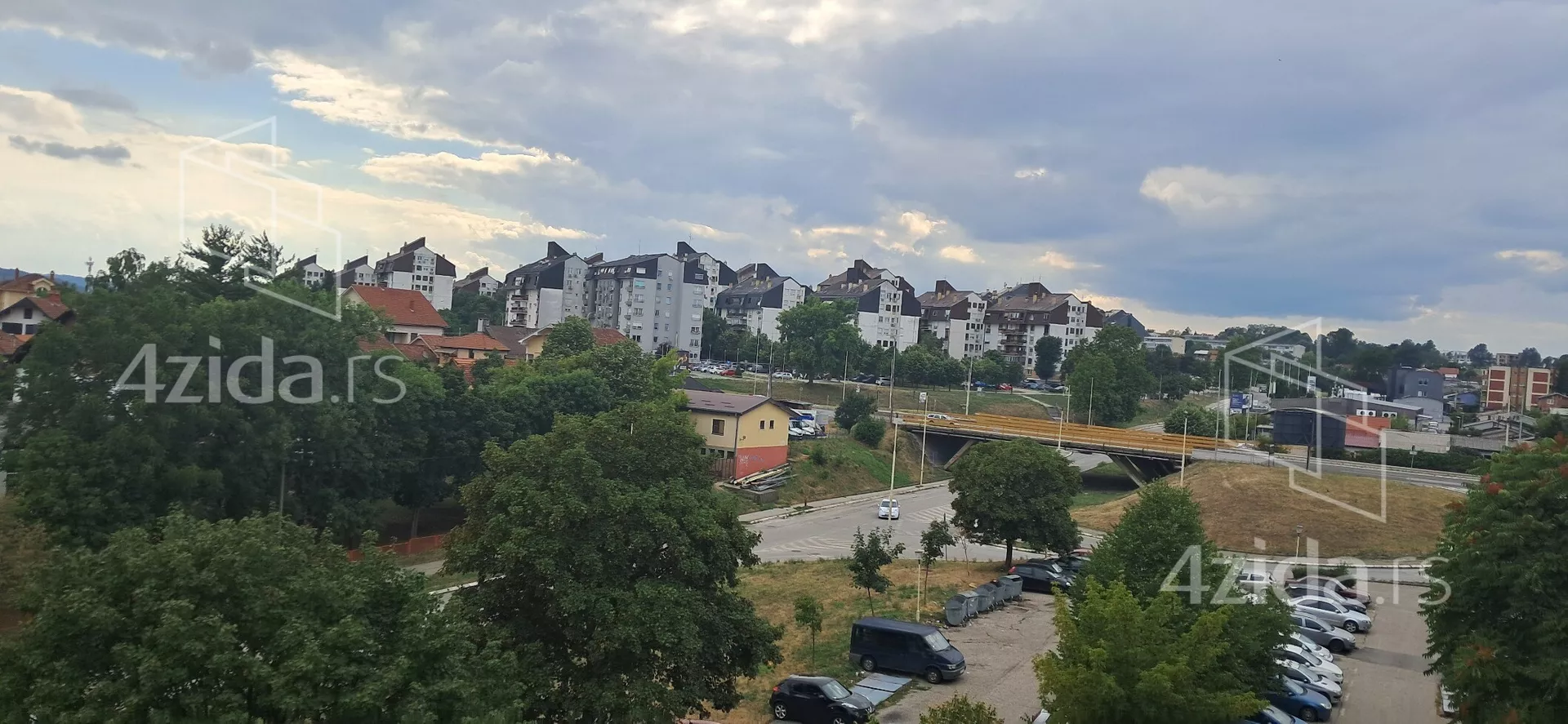 Troiposoban stan | 4zida