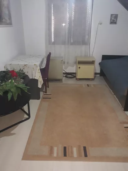 Slobodana Jovića 3B | 4zida.rs