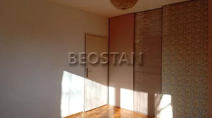 Omladinskih Brigada | 4zida.rs