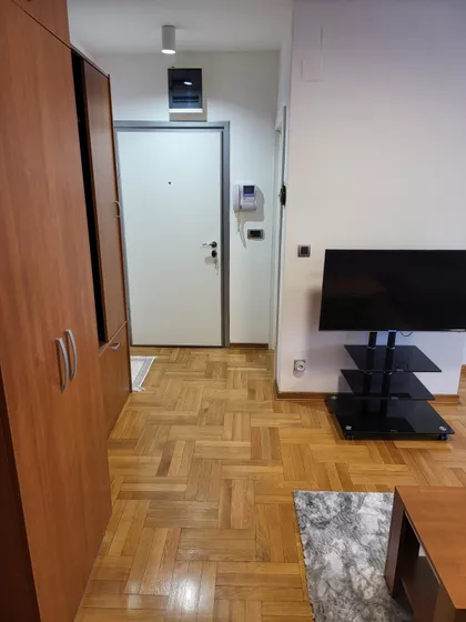Banovo Brdo | 4zida.rs