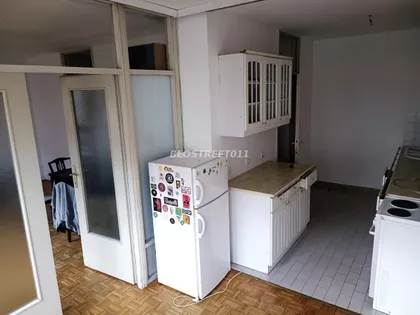 Crveni Krst Vračar | 4zida.rs