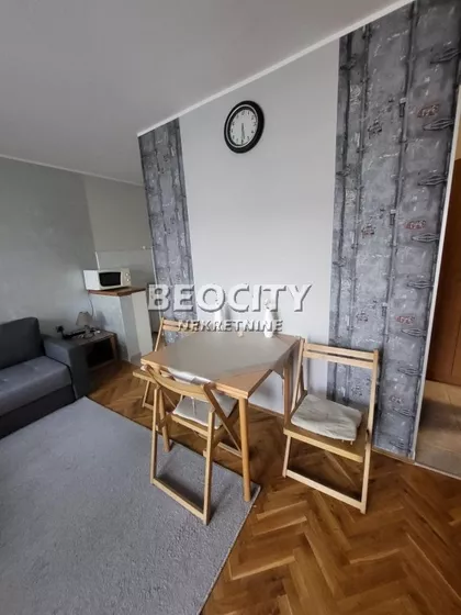 Grckoskolska | 4zida.rs