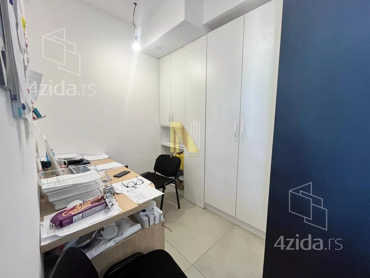 Lokal | 4zida