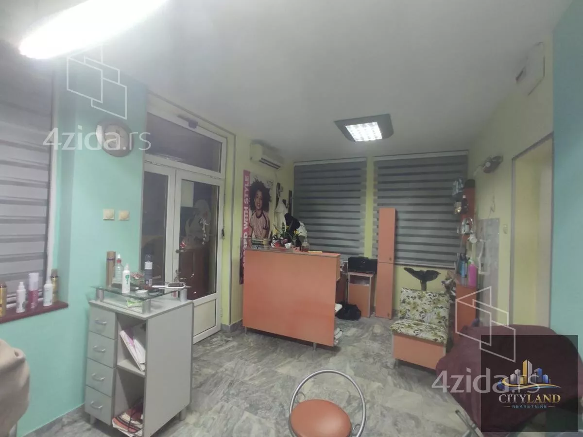 Lokal | 4zida