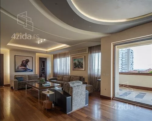 Petosoban stan | 4zida