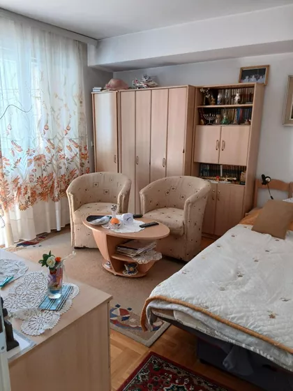 Trg Kosturnica 16/30 A | 4zida.rs