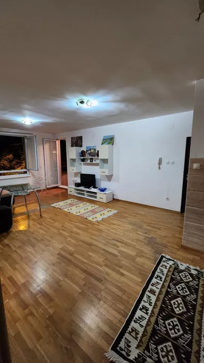 Radmile Savićević 23 | 4zida.rs