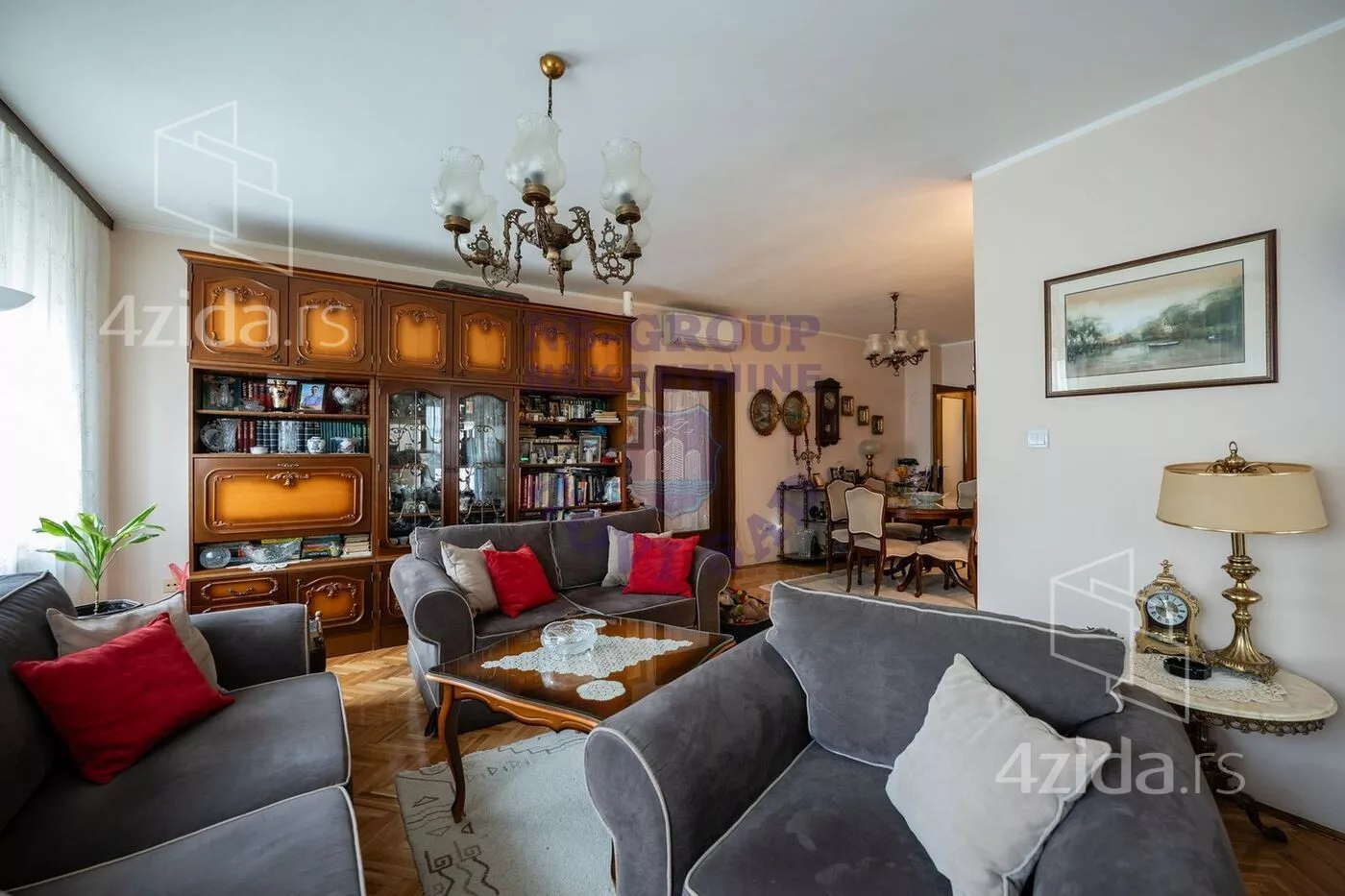 Troiposoban stan | 4zida