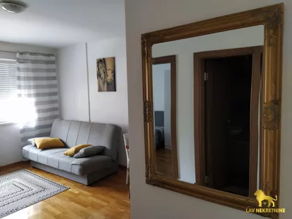 LUKIJANA MUŠICKOG | 4zida.rs
