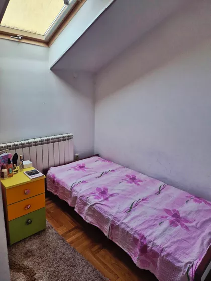 Vladimira Mitrovića 6v | 4zida.rs