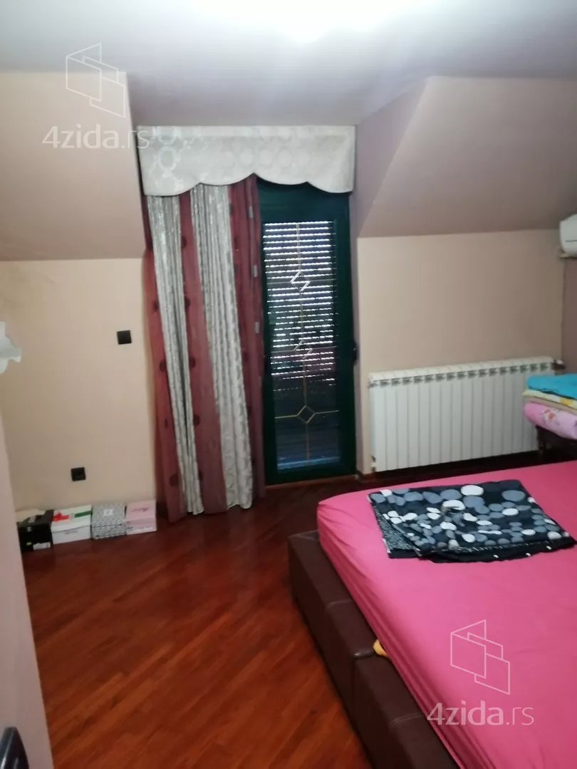 3-etažna kuća | 4zida