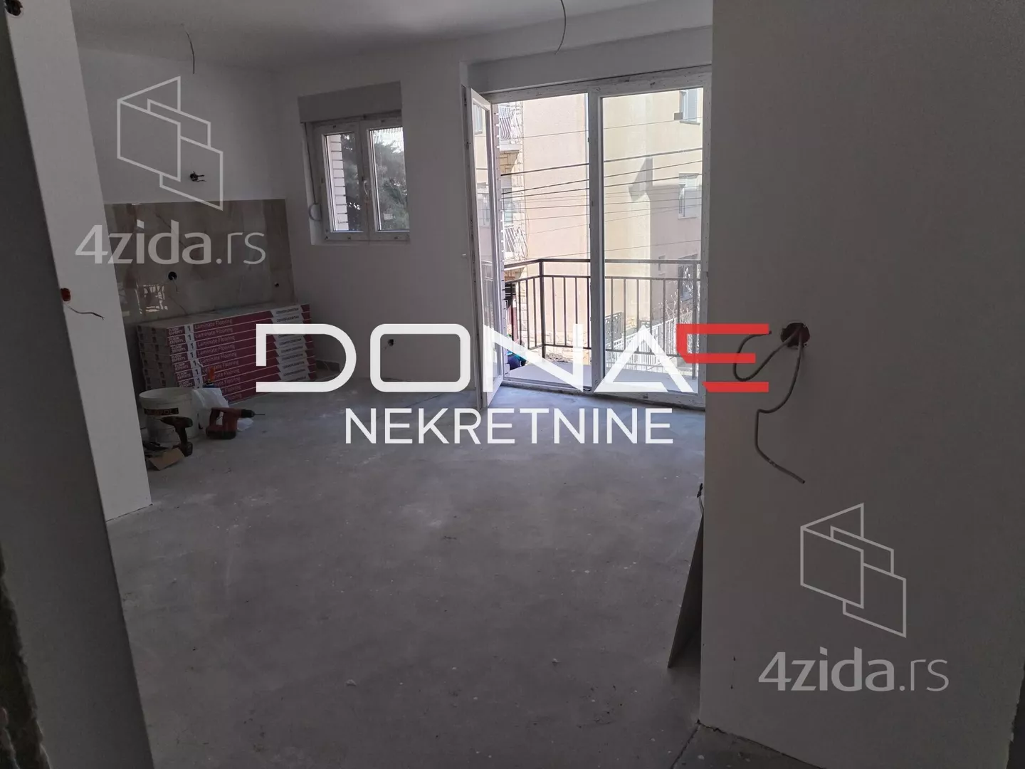 Jednoiposoban stan | 4zida