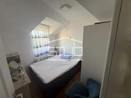 Labudovo Brdo | 4zida.rs