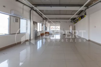 Ivana Milutinovića | 4zida.rs