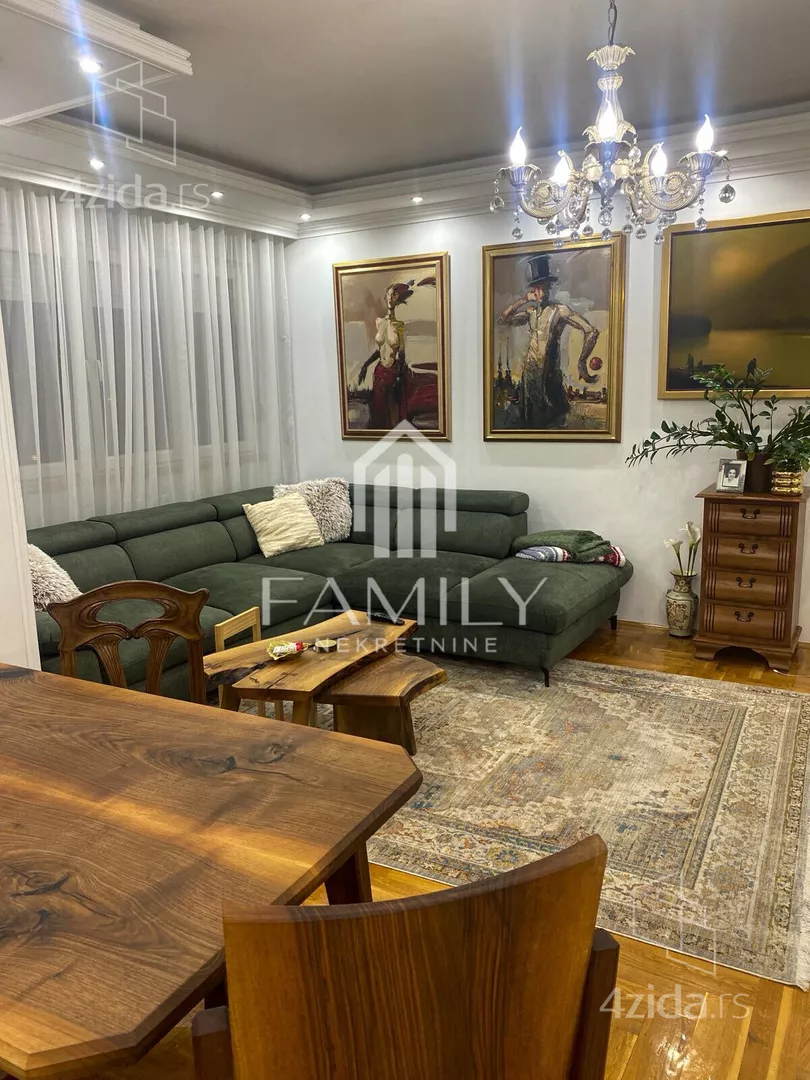 Troiposoban stan | 4zida